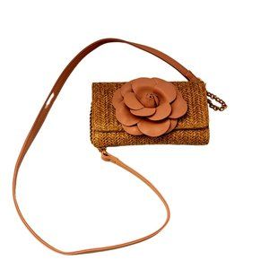 LIKE DREAMS Woven Crossbody with Flower